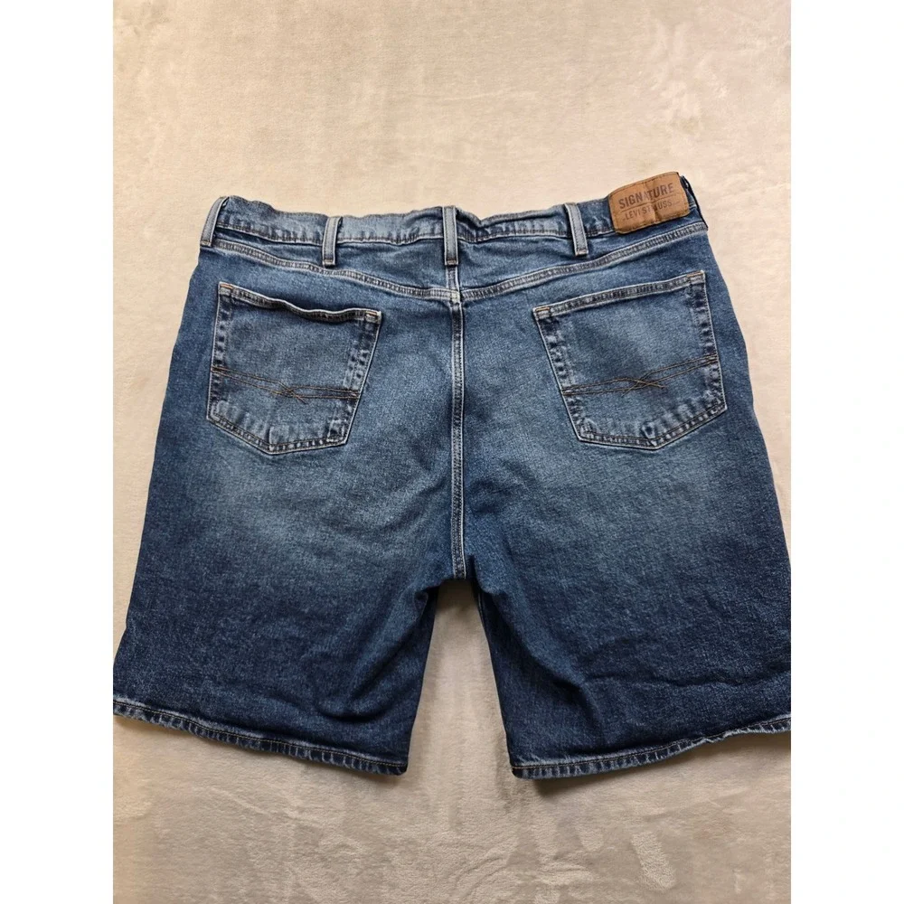 Signature by Levi Strauss signature by